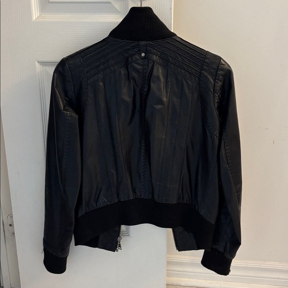 Danier Black Jacket with Floral Lining - Picture 4 of 5